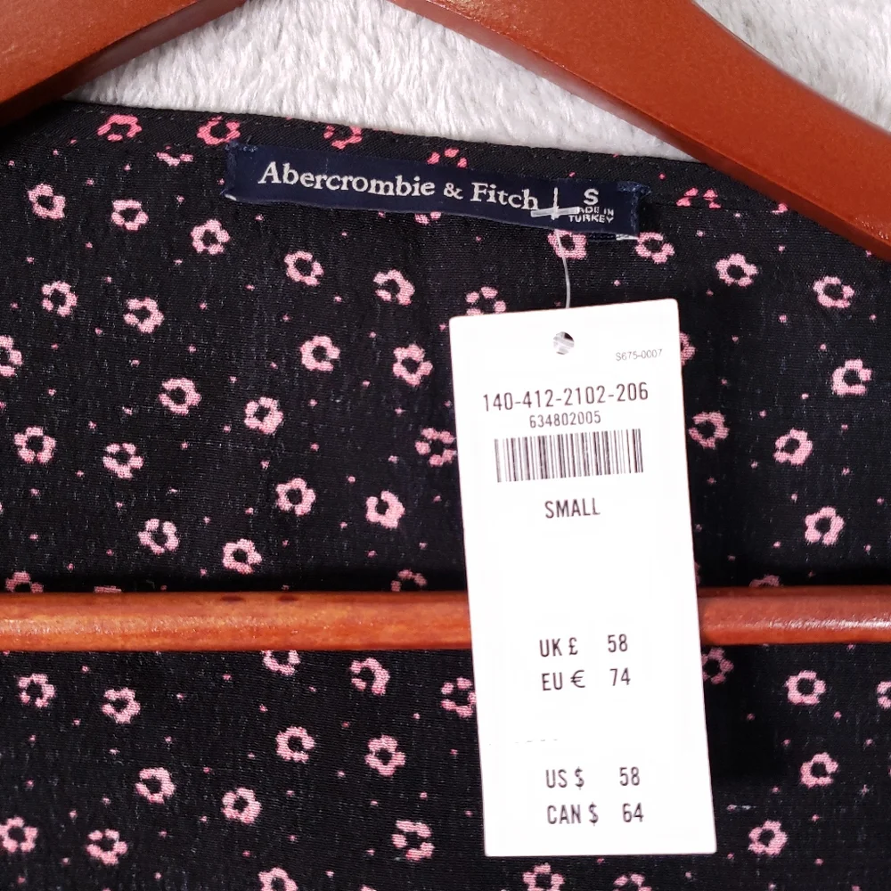 Abercrombie Button Front Floral Blouse Top Women S NWT